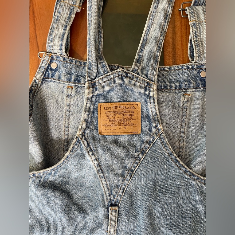 Vintage Levi's Denim Shortalls - Picture 3 of 12